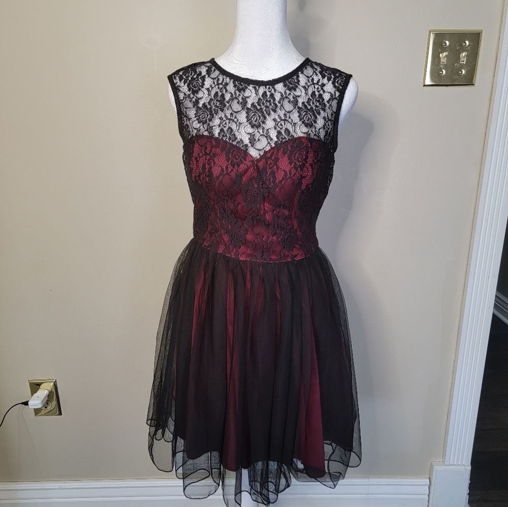 Speechless red and black formal dress